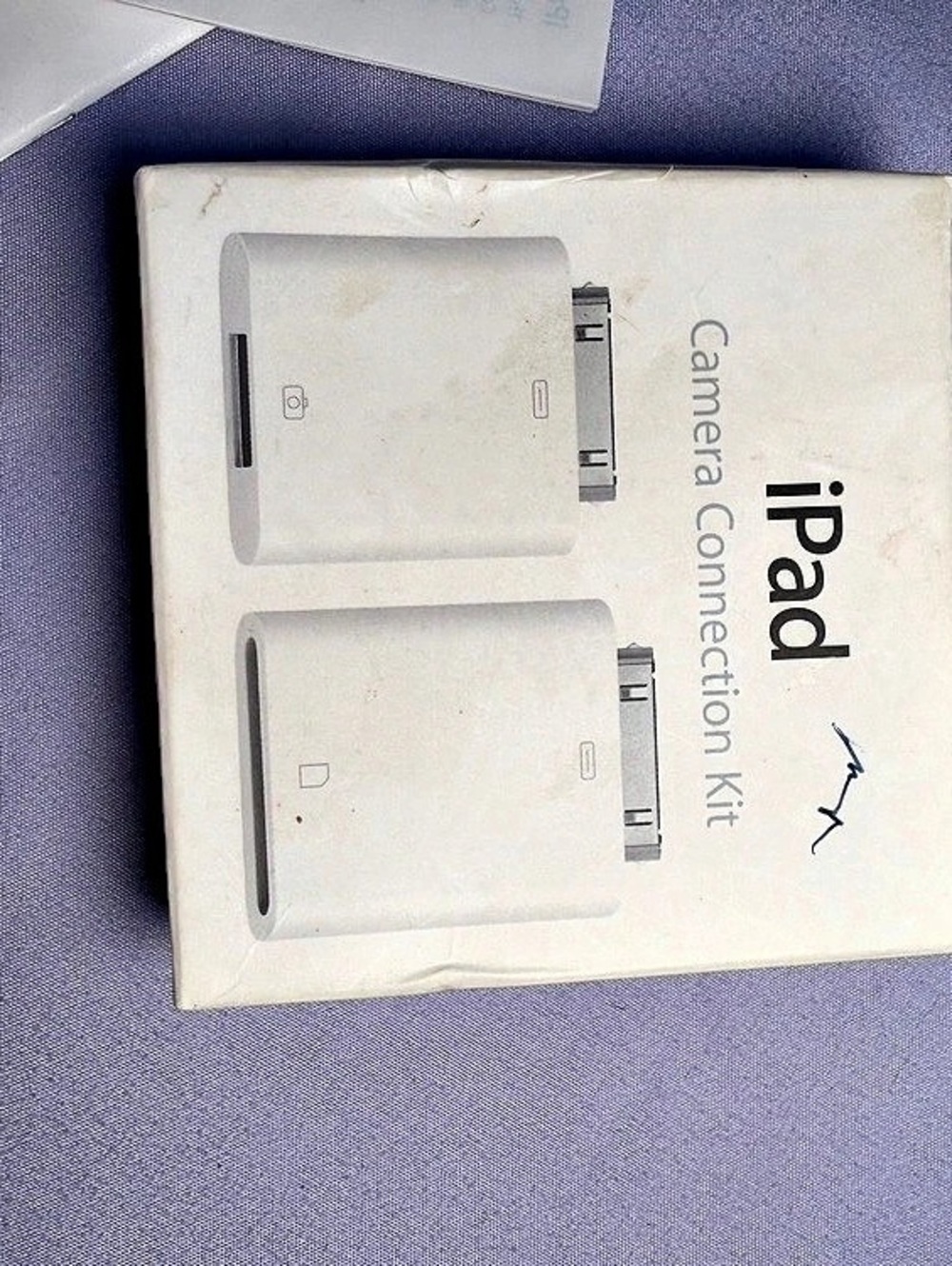 Apple iPad Camera Connection - Picture 2 of 5
